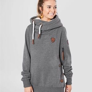 Wanakome Heather Gray Pullover with Brown Trim